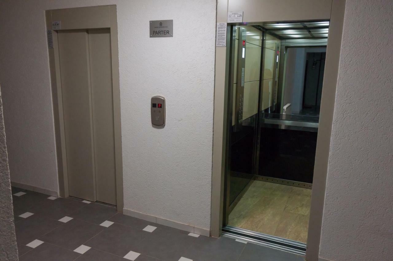 Gold Class Apartments Ams Клуж-Напока Екстериор снимка